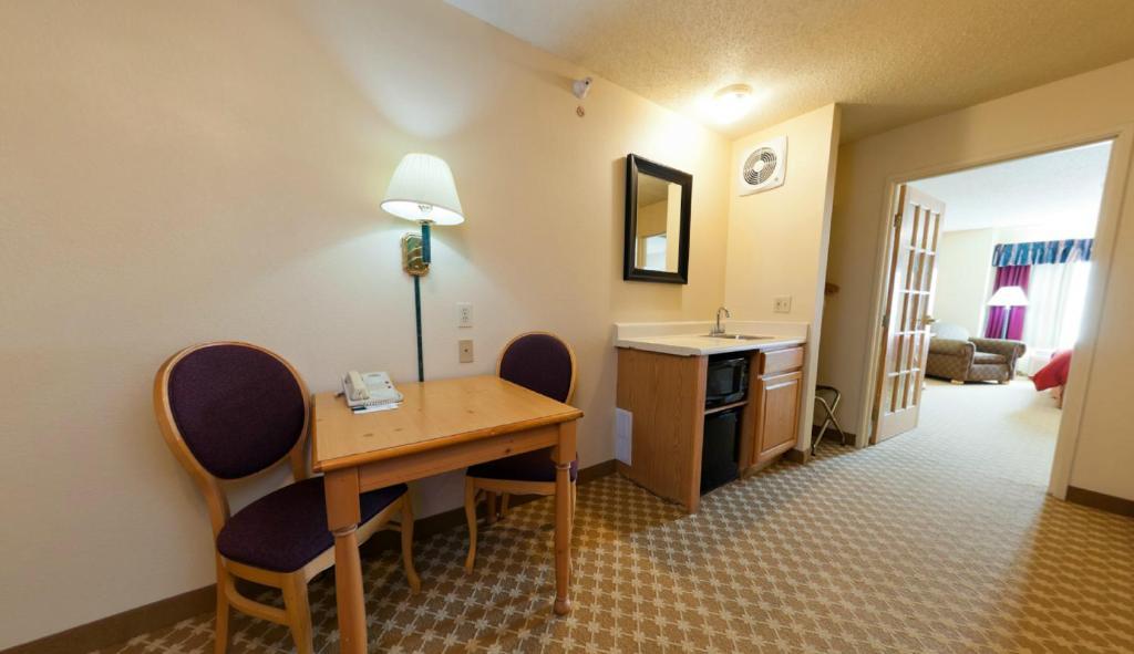 Americinn By Wyndham, Galesburg, Il Room photo